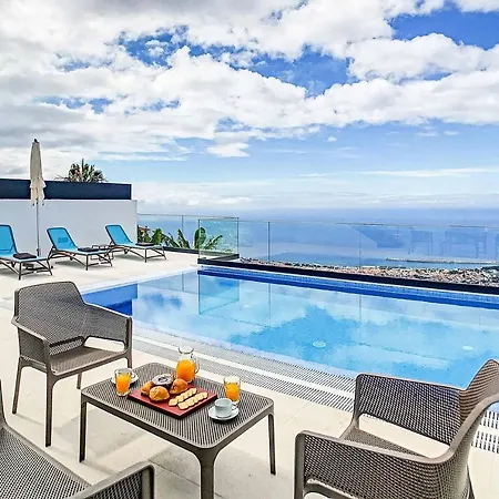 Monte White House Villa
